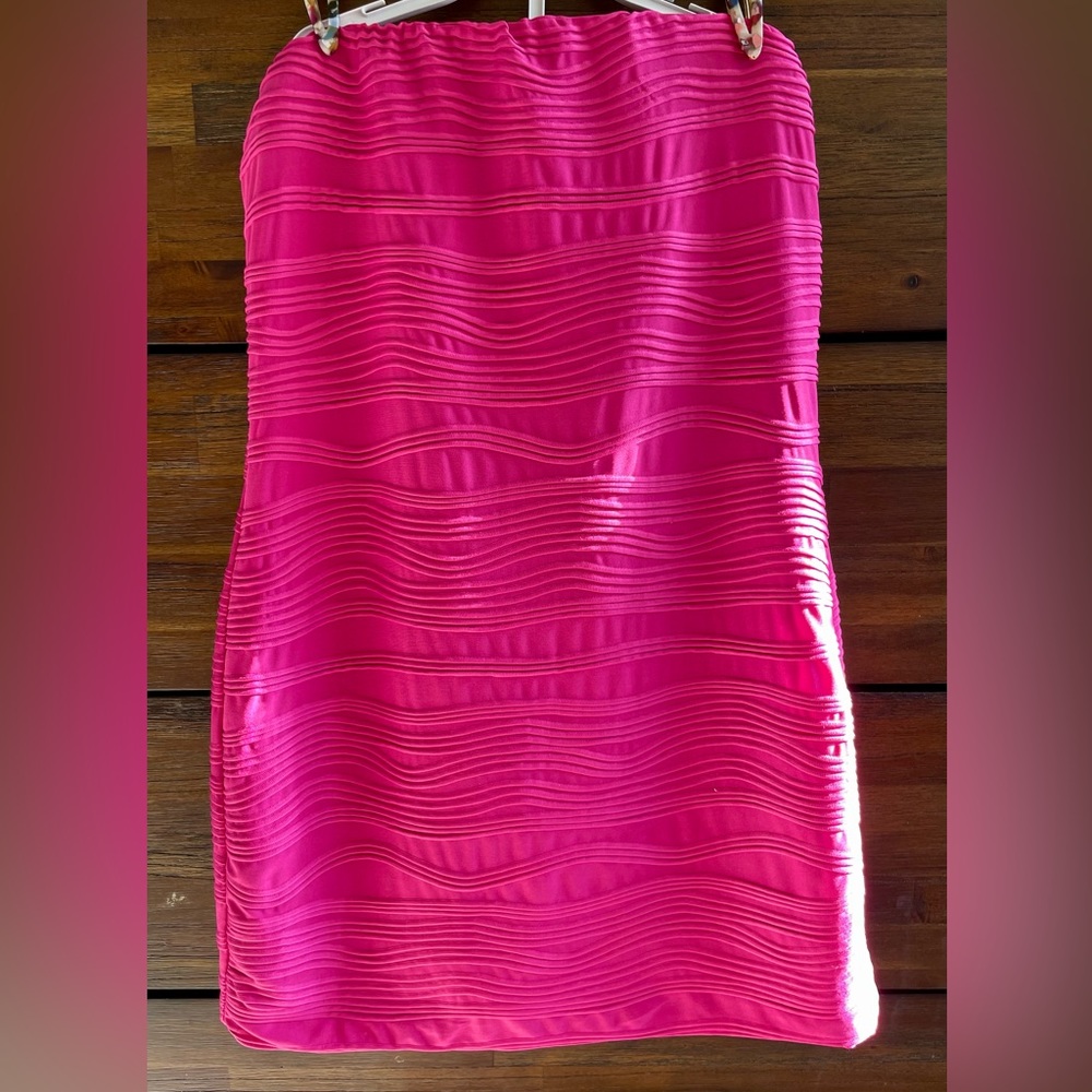 Fuchsia Pink Strapless mini elastic stretch